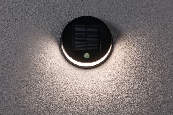 Kinkiet solarny Helena z czujnikiem ruchu i klasą szczelności IP44