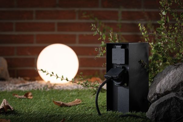 Kolumna Rio z gniazdami Plug&Shine, 4 gniazda IP44