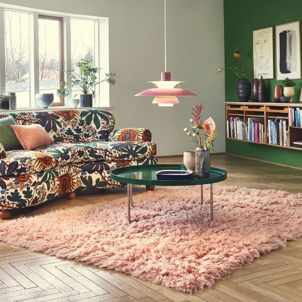 Lampa wisząca PH 5 Louis Poulsen w subtelnym odcieniu różu