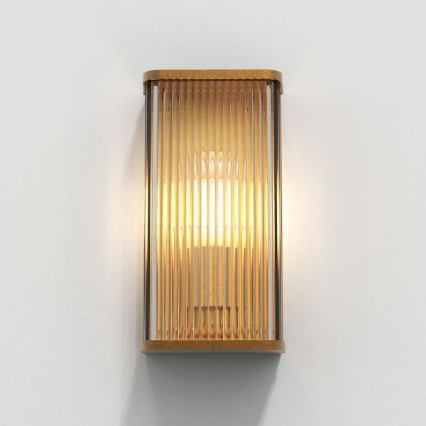 Mały kinkiet Avignon Square 300 z szklanym kloszem