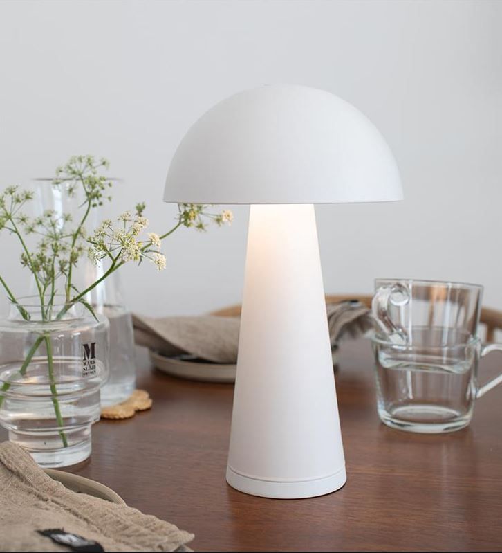 Mobilna lampa Fungi w matowej bieli