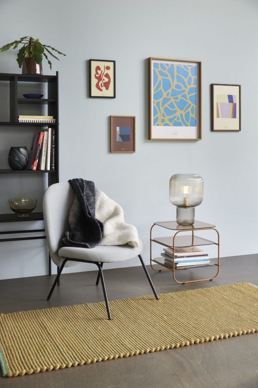 Nowoczesna lampa stołowa Pirum z dymionego szkła