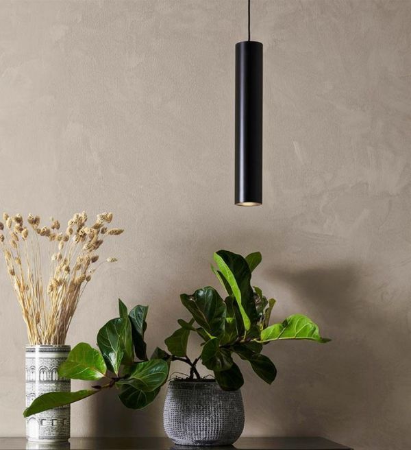 Nowoczesna wisząca lampa Ruben w kształcie czarnej tuby