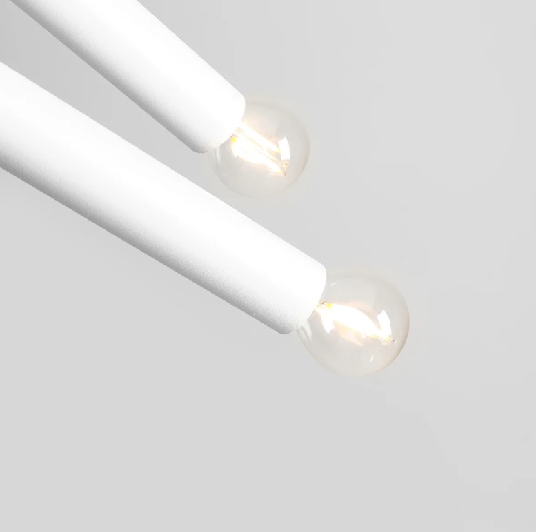 Nowoczesna wisząca lampa Tubo 4 w białym kolorze
