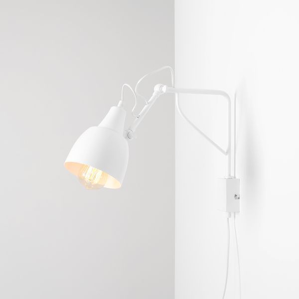 Nowoczesny, biały kinkiet Soho z możliwością regulacji