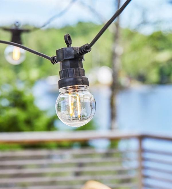 Ogrodowa girlanda LED Garden 24 z małymi żarówkami i klasą szczelności IP44