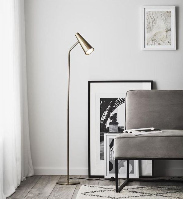 Podłogowa lampa Peak w kolorze patyny