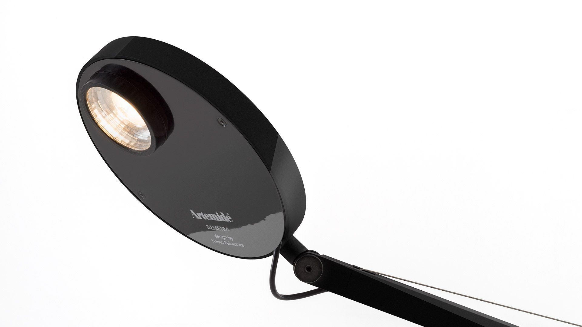 Regulowana lampa podłogowa LED Demetra w kolorze czarnym