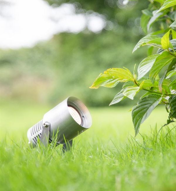 Srebrny ogrodowy reflektor LED Garden 24 o mocy 3W i klasie szczelności IP44