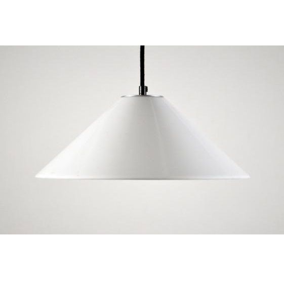 Stylowa lampa sufitowa Aggregato Saliscendi Cone M z białym kloszem