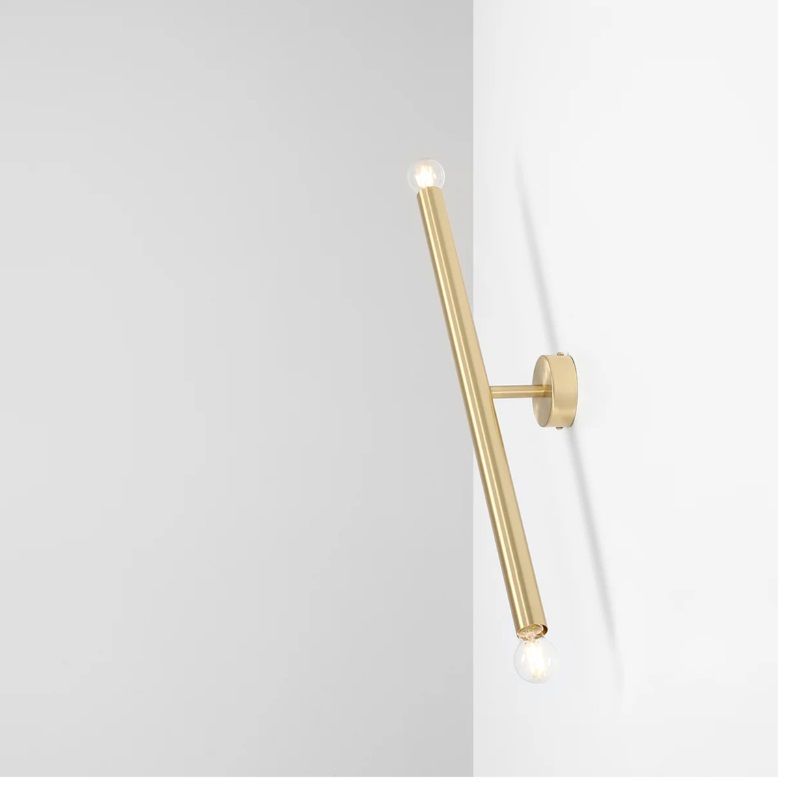 Stylowy kinkiet Tubo S w odcieniu mosiądzu