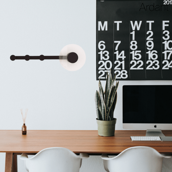 Stylowy kinkiet Venus LED z funkcjonalnym wieszakiem