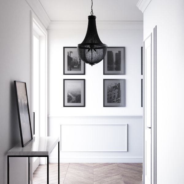 Stylowy żyrandol Roma z czarnymi łańcuszkami