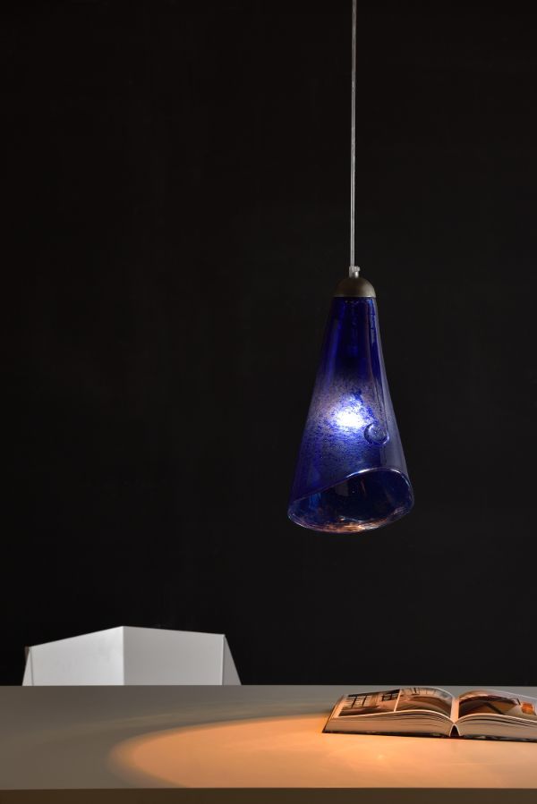 Szklana lampa wisząca Horn - niebieska