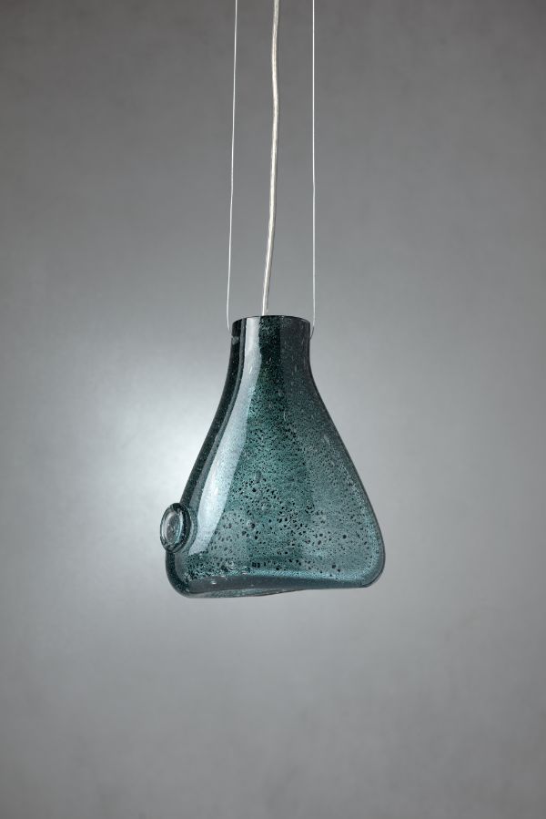 Turkusowa lampa wisząca Drop o oryginalnym designie