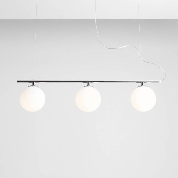 Wisząca lampa Beryl z trzema szklanymi kulami w srebrnym wykończeniu