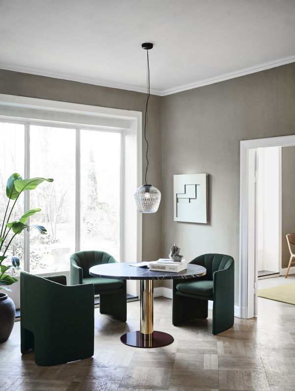 Wisząca lampa Blown M z kloszem ze szkła