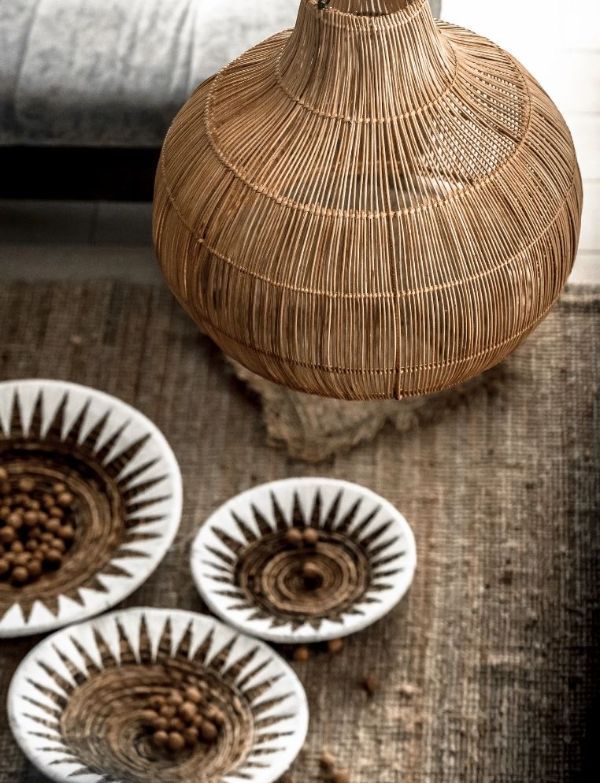 Wisząca lampa Bruno z rattanu w stylu boho