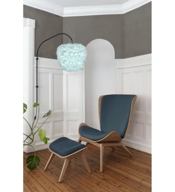 Wisząca lampa Eos Evia M z błękitnym kloszem wykonanym z piór