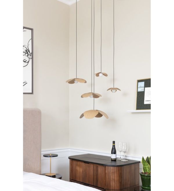 Wisząca lampa Forget Me Not S w odcieniu naturalnego dębu