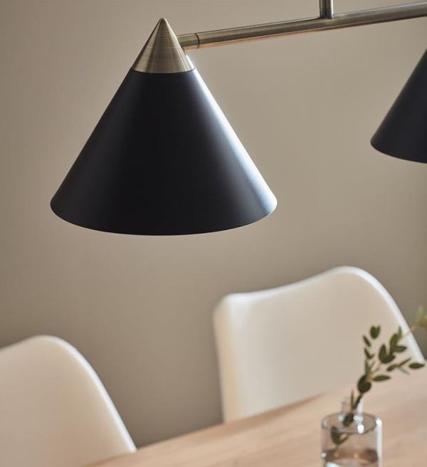 lumigo wiszaca lampa klint z czarnymi kloszami i zlotymi detalami 2