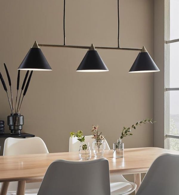 lumigo wiszaca lampa klint z czarnymi kloszami i zlotymi detalami 3