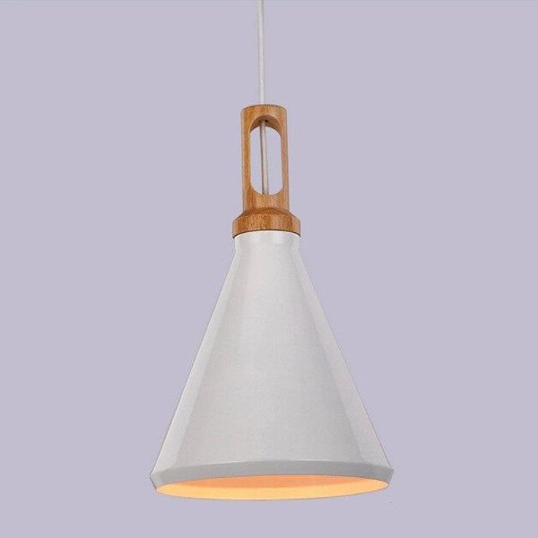 Wisząca lampa Nordic Woody w białym kolorze o średnicy 25 cm