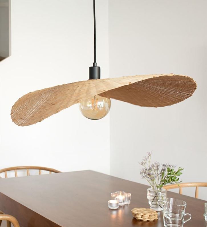 Wisząca lampa Rayo z kloszem z bambusa