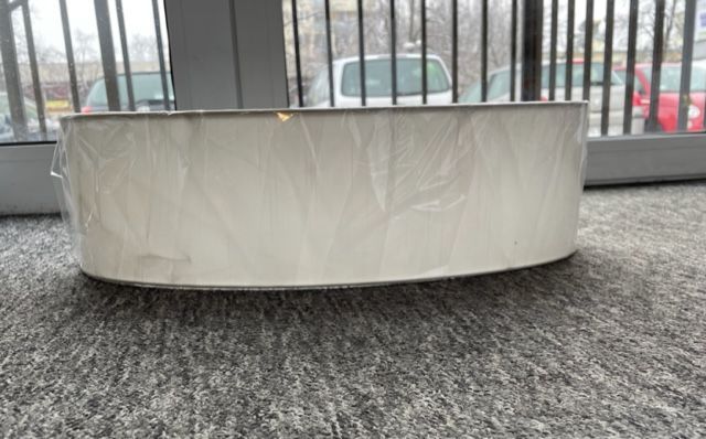 Wyprzedaż! Oryginalna biała i złota lampa podłogowa Nixon od Endon Lighting