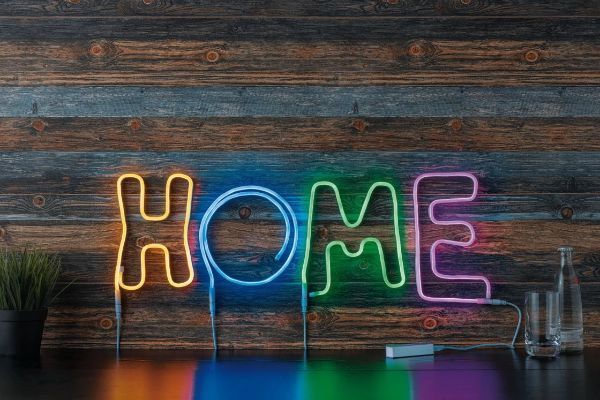 Zestaw czterech kolorowych węży świetlnych Neon Colorflex