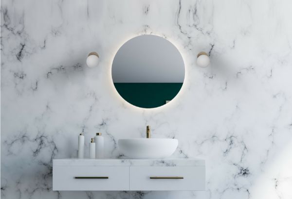 Złota lampa ścienna Ice Ball do łazienki, odporna na wilgoć IP44