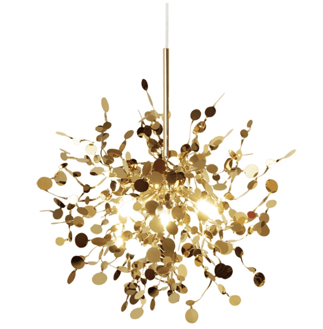 Złota lampa wisząca Monetti o średnicy 40 cm, pełna elegancji i stylu