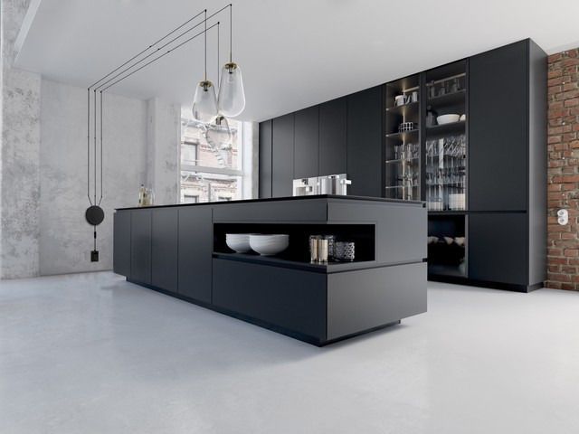 Szklany klosz Cameleon Pear S z eleganckimi złotymi akcentami