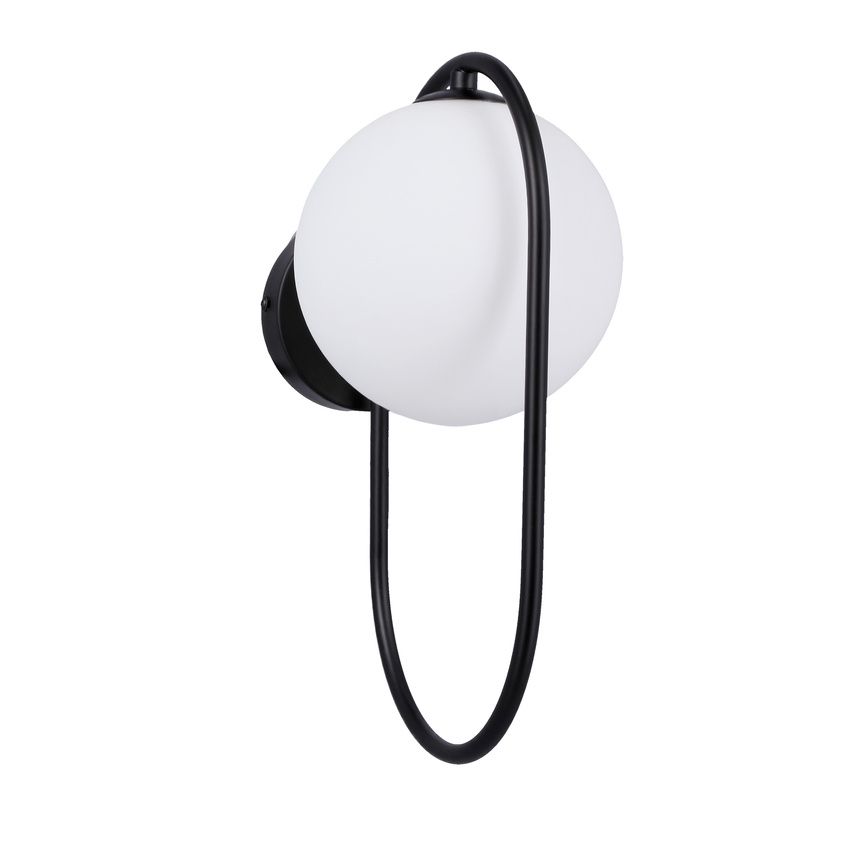 Czarny kinkiet Cordel ze szklaną kulą idealny do przedpokoju