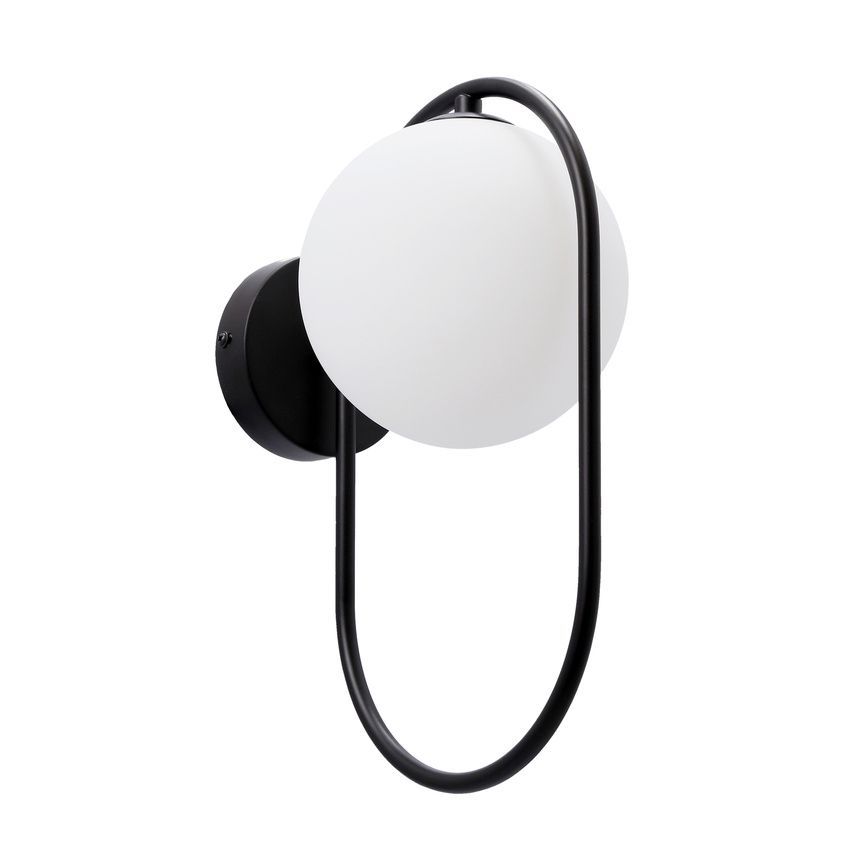 Czarny kinkiet Cordel ze szklaną kulą idealny do przedpokoju