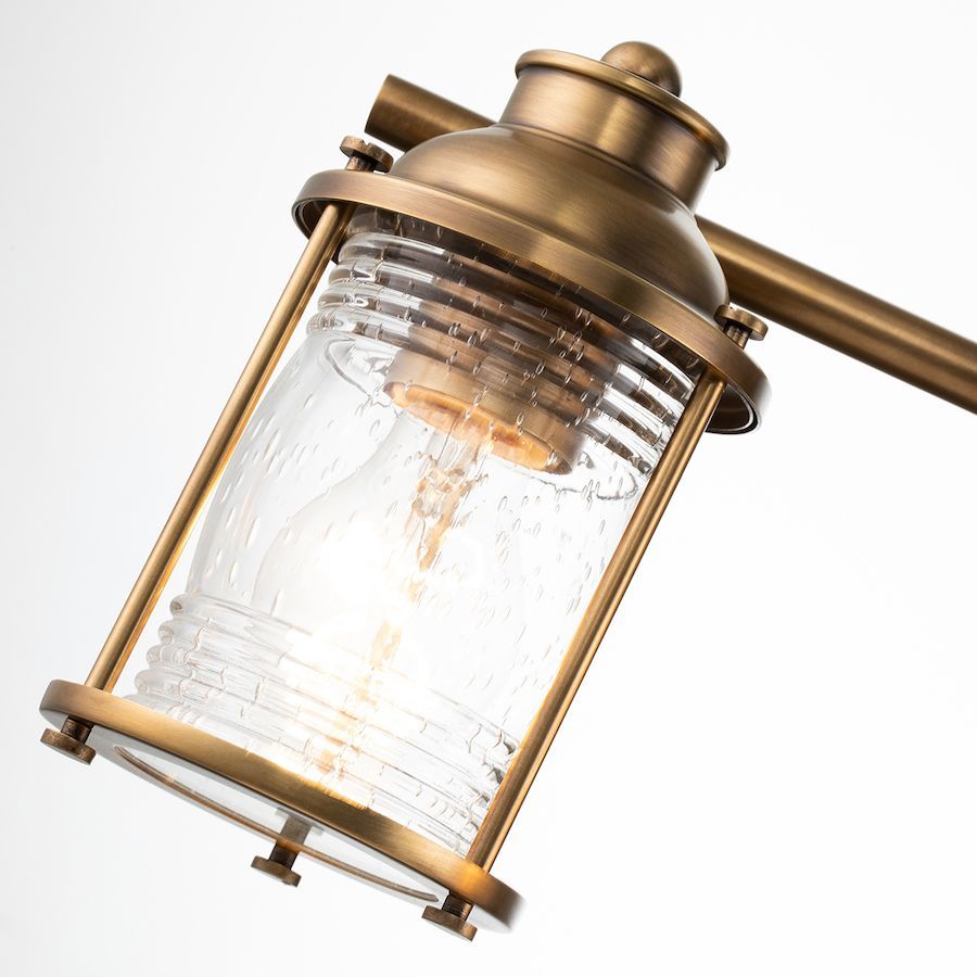 Kinkiet Ashlandbay z czterema punktami świetlnymi w odcieniu naturalnego mosiądzu