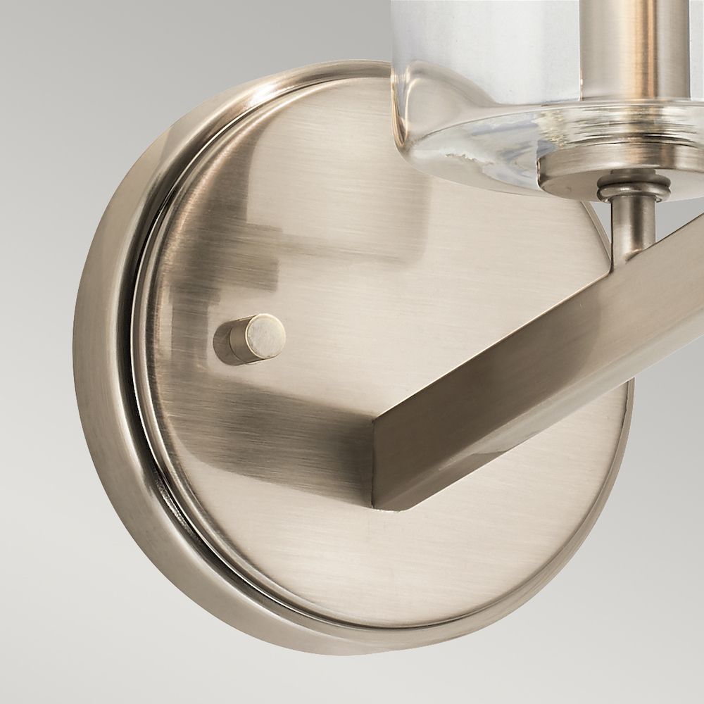 Kinkiet Nye z jednym punktem świetlnym w klasycznym odcieniu pewter