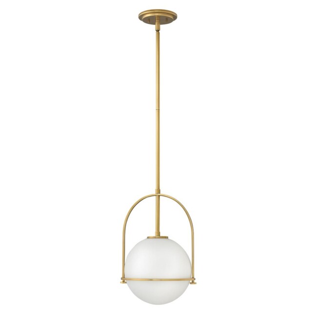 Lampa wisząca Somerset z jednym punktem świetlnym, wykonana z opalowego szkła i wykończona w odcieniu starego mosiądzu