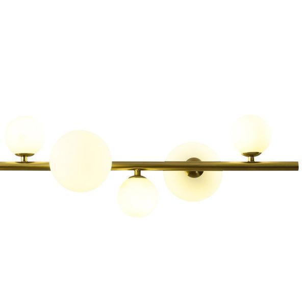 Złota lampa Milky Drop z białymi wiszącymi kulami, długość 120 cm idealna do salonu