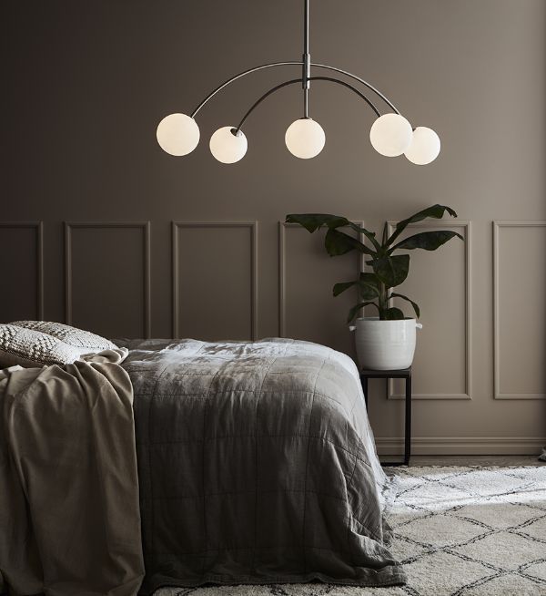 Srebrna łukowa lampa wisząca Heaven z szklanymi kloszami