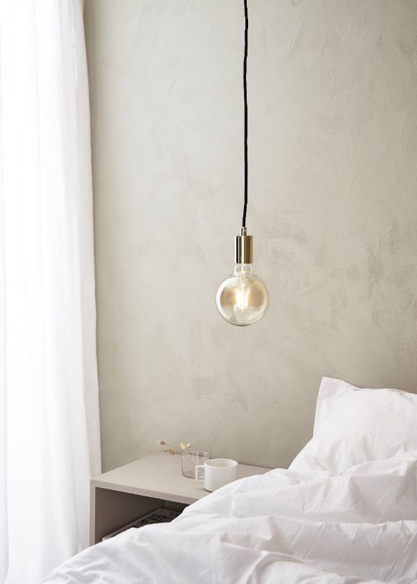 Złota wisząca lampa Sky z zawieszeniem na wtyczkę