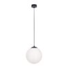Wisząca lampa Savoy w kolorze czarnym z obszernym mlecznym kloszem