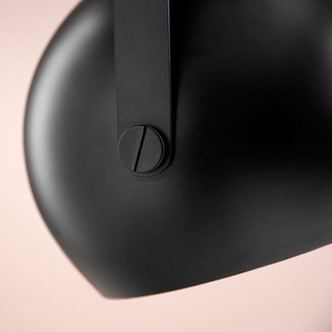 Czarna lampa wisząca Ball z uchwytem od Frandsen Lighting