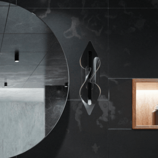 Kinkiet Velo z designerskiego szkła w srebrnym wykończeniu