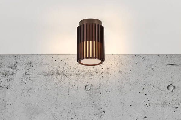Brązowa lampa sufitowa Aludra od Nordlux o klasie szczelności IP54