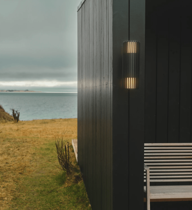 Czarny kinkiet Aludra od Nordlux, świecący w górę i w dół, na dwie żarówki