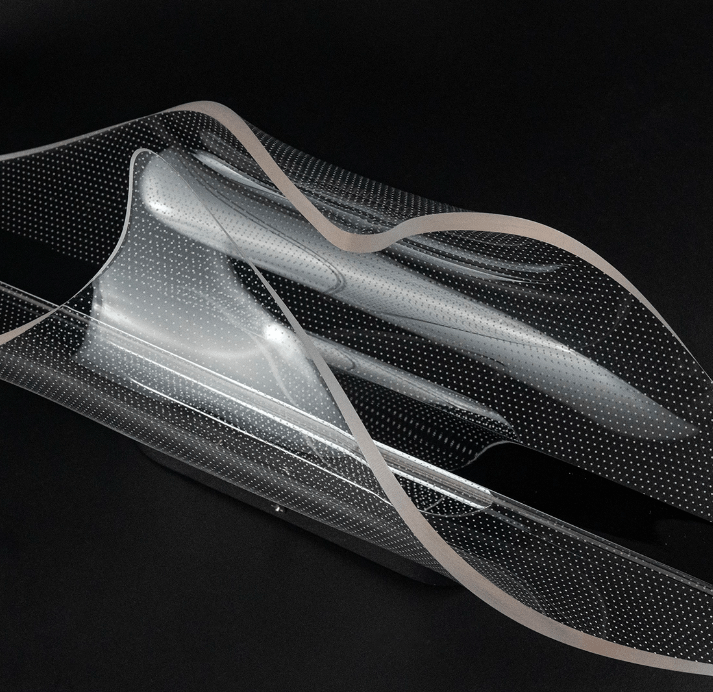 Kinkiet Velo z designerskiego szkła w srebrnym wykończeniu