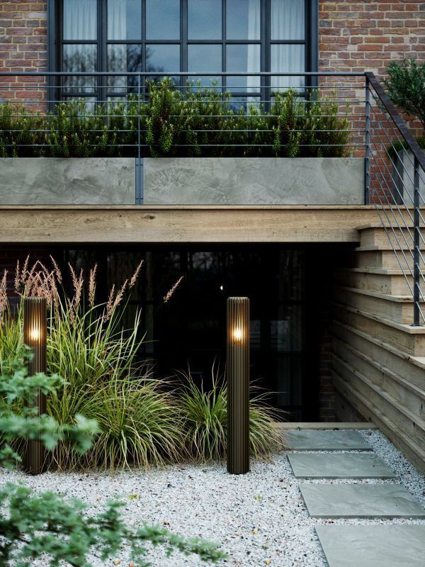 Wysoki słupek Aludra 95 od Nordlux w metalicznym brązie, IP54