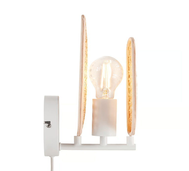 Kinkiet z rattanu w stylu boho inspirowany Bali od Nordlux