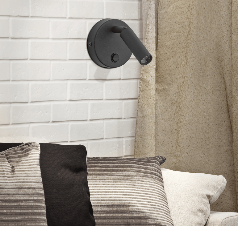 Minimalistyczny czarny kinkiet Enzo TK z regulowaną tubą